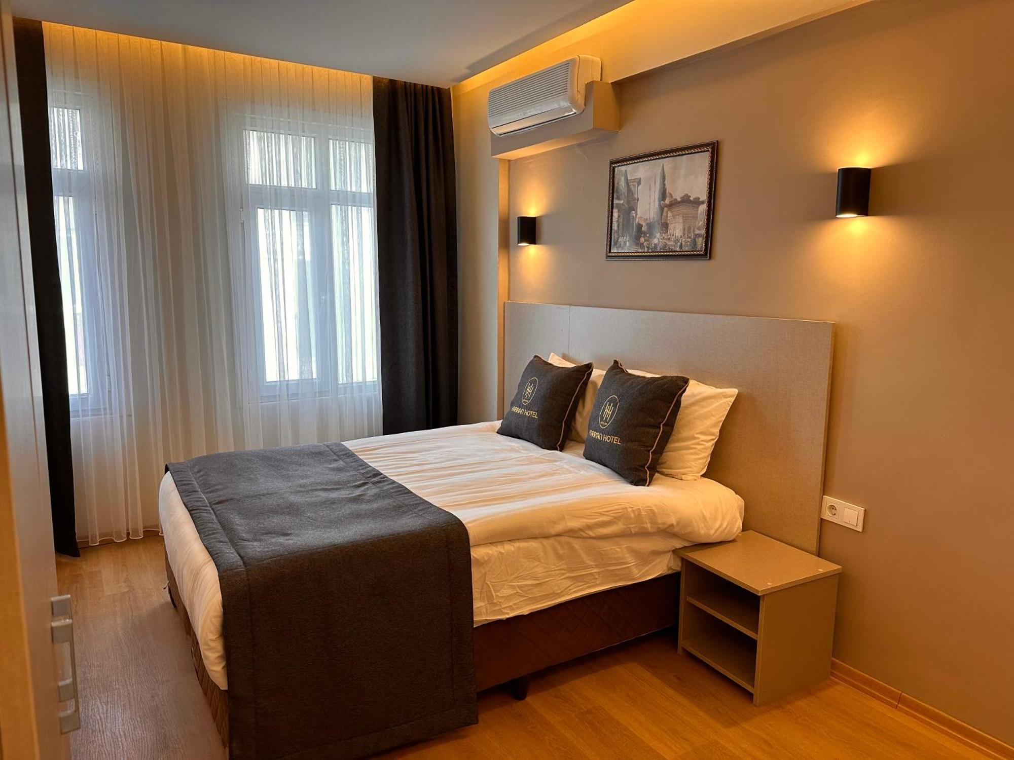 Harran Hotel Istanboel Buitenkant foto